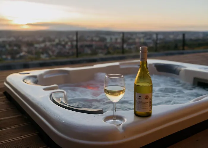 Feelmore Tiny House Eger